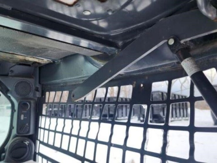 kubota-ssv65-image-17