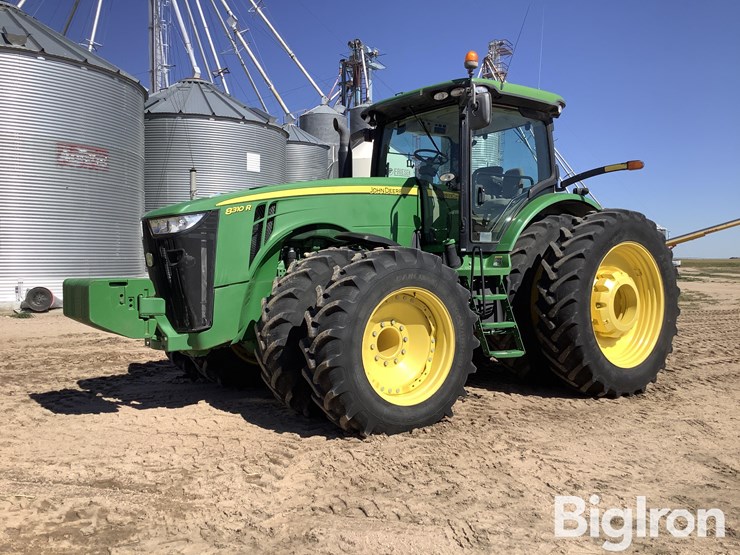 john-deere-8310r-image-1