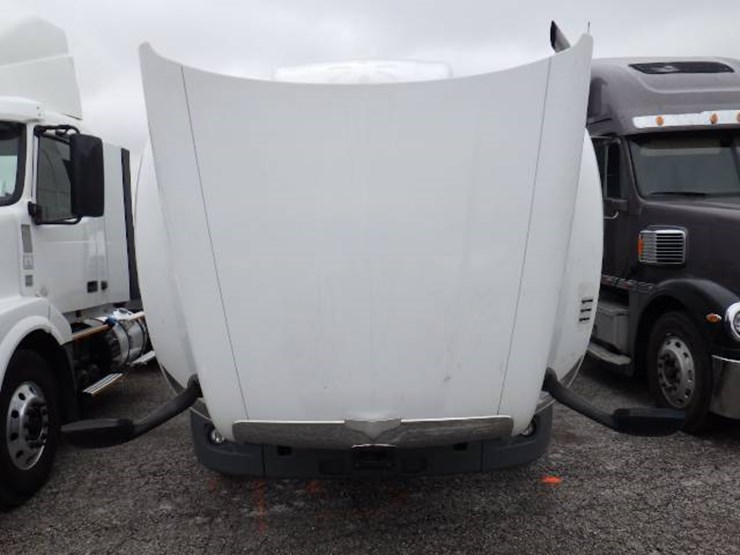 peterbilt-579-image-29