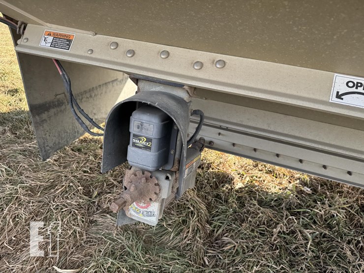 2014-wilson-grain-trailer-image-43