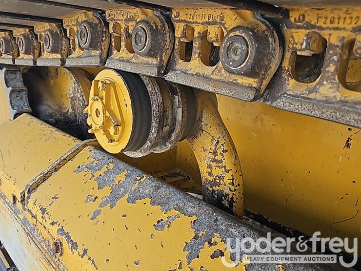 2018-deere-650k-image-11