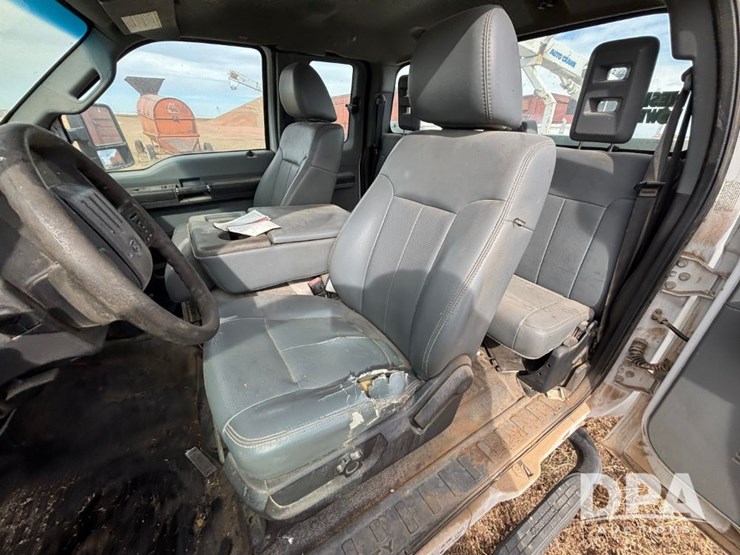 2011-ford-f550-image-60