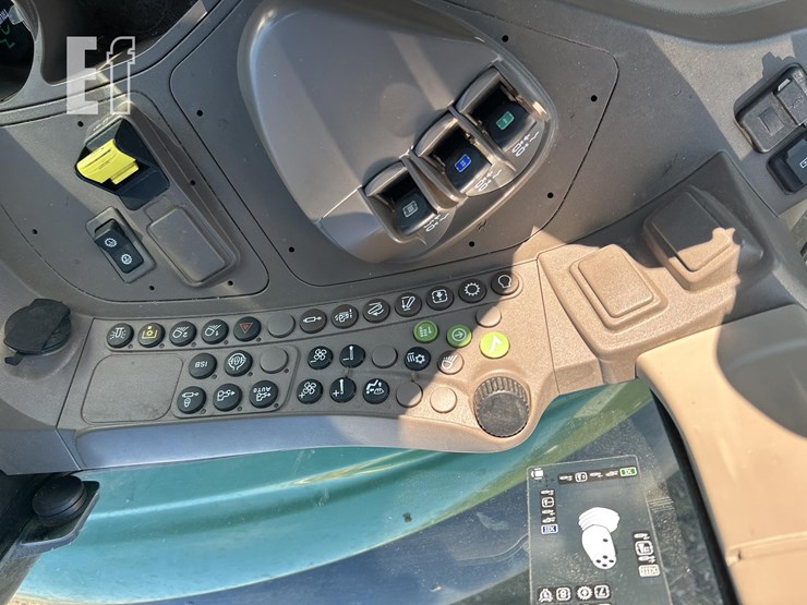 2021-john-deere-6175m-image-48