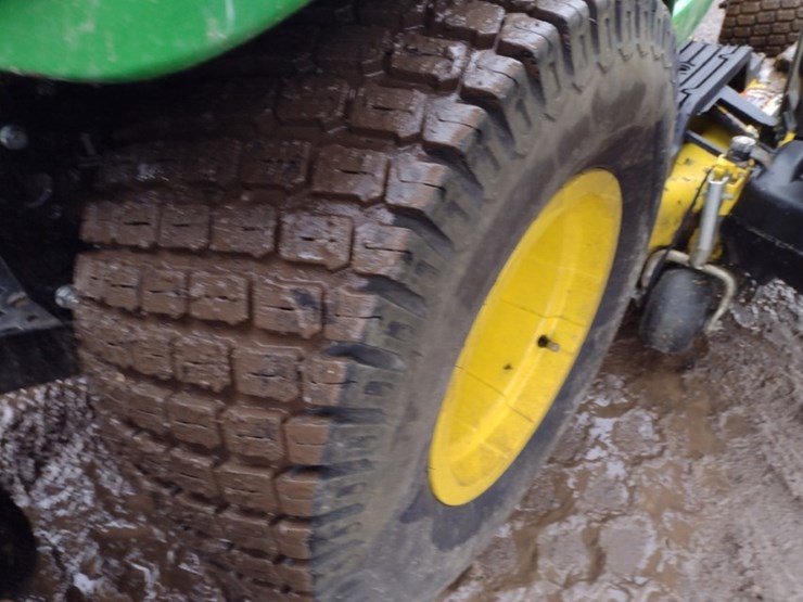 john-deere-x750-image-12