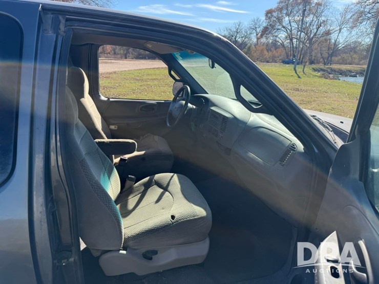 2002-ford-f150-image-8