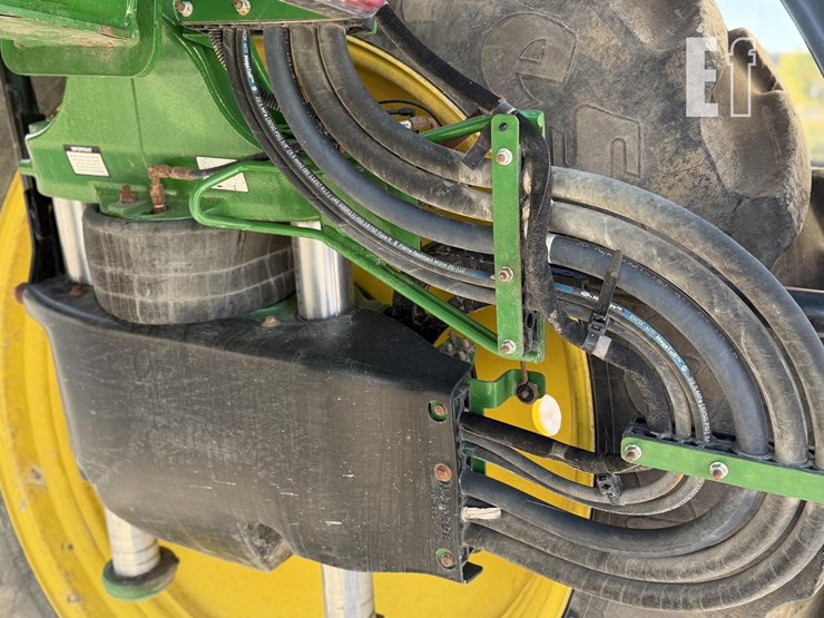 john-deere-r4038-image-13