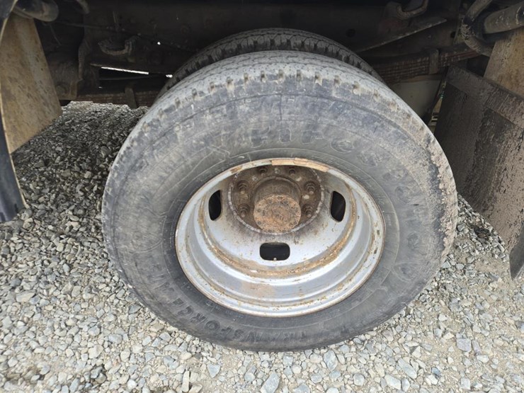 2011-ford-f350-image-51