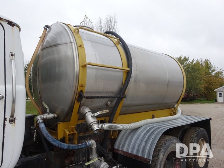 mack-r686st-image-59