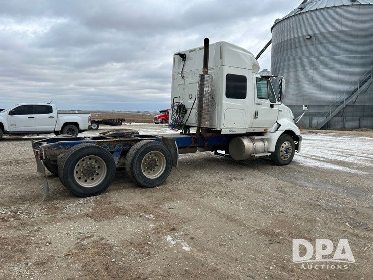 international-prostar-image-21