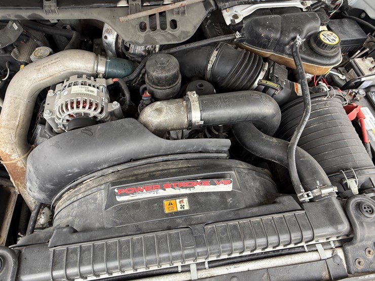 2005-ford-f350-image-39