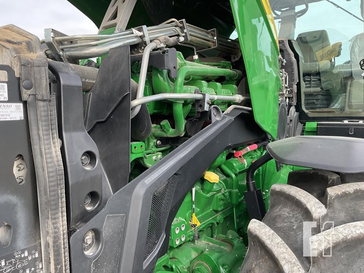 john-deere-8r-250-image-48
