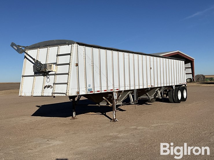 1989-merritt-82-1143-002-43’-t/a-grain-trailer-image-1