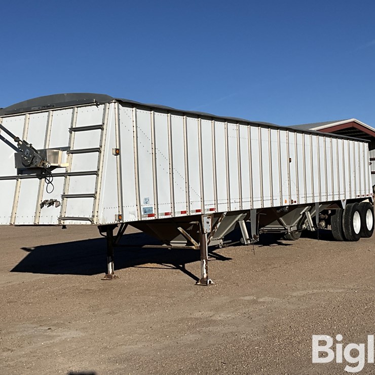 1989 Merritt 82-1143-002 43’ T/A Grain Trailer
