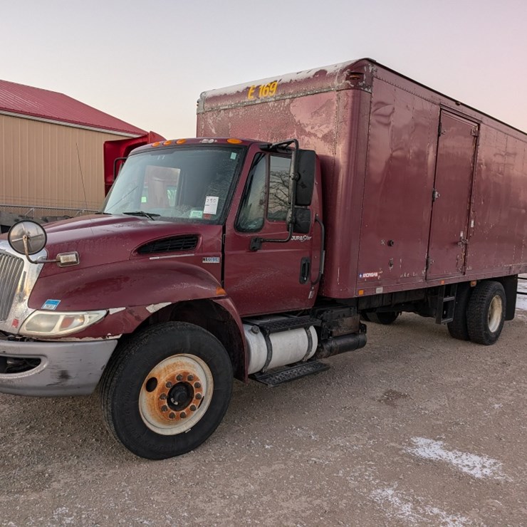 2014 INTERNATIONAL DURASTAR 4300