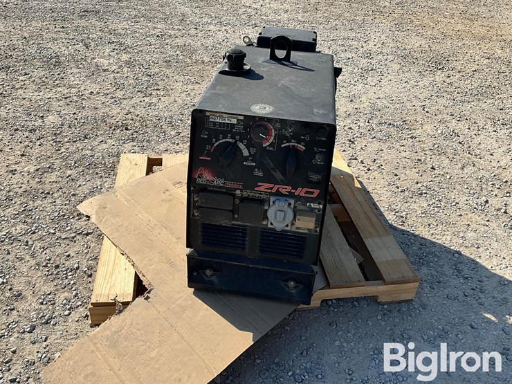 red-d-arc-zr-10-welder-image-2