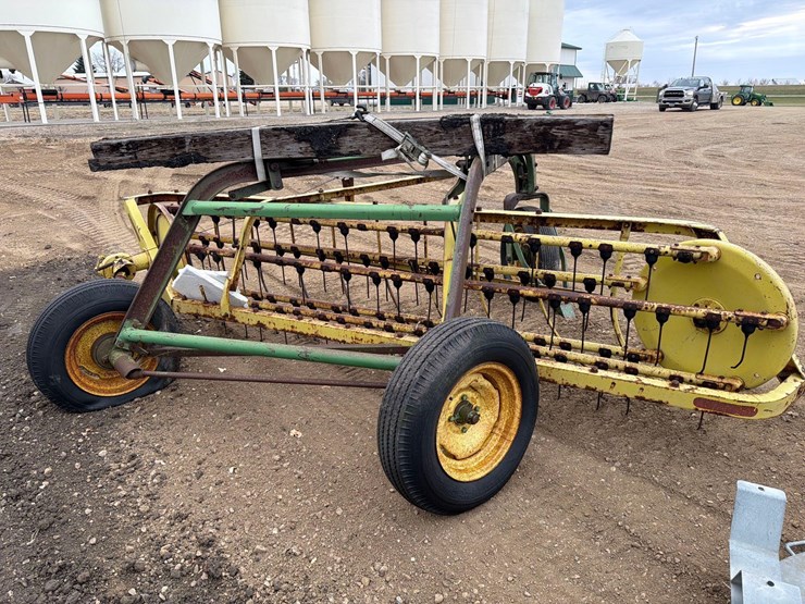 john-deere-side-delivery-rake-image-6