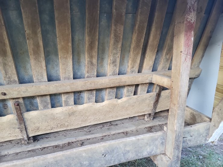 wood-cattle-feeder-w/skids-image-19