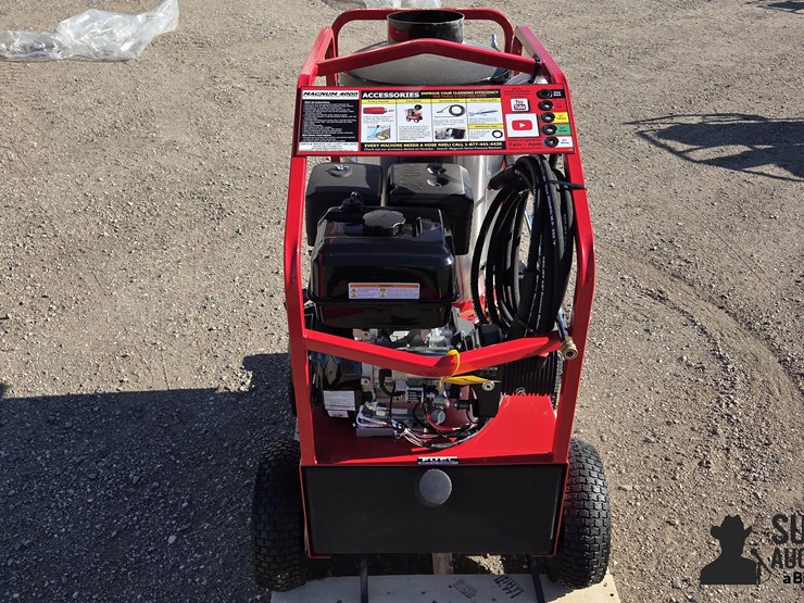 2025-magnum-4000-series-hot-water-pressure-washer-image-2
