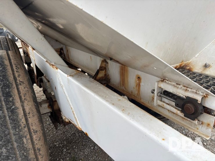 dry-spreader-buggy-(dr12582-unit-40)-image-21