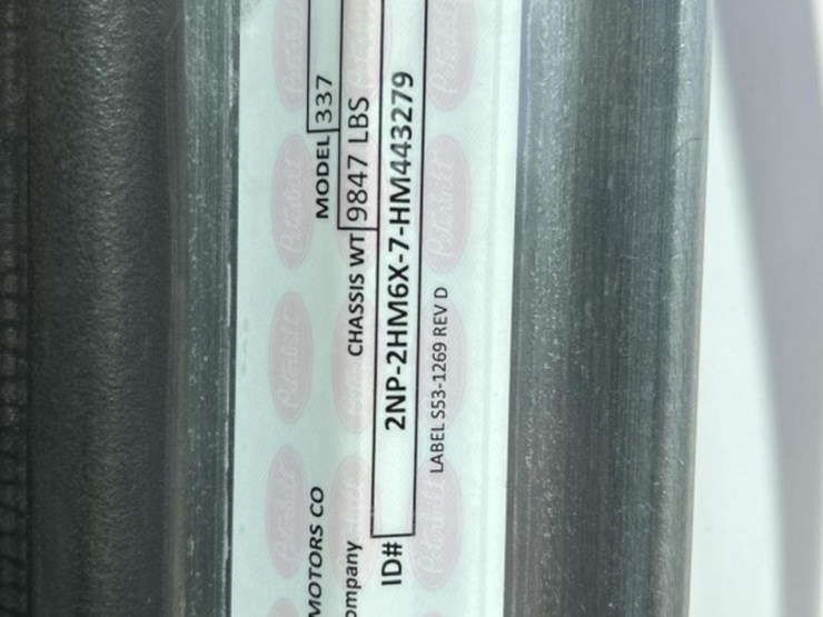 2017-peterbilt-337-image-119