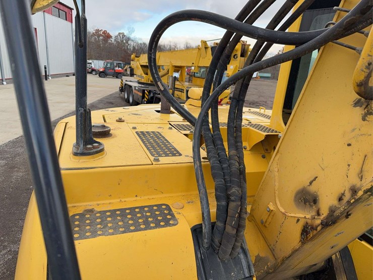 2012-komatsu-pc138-image-43