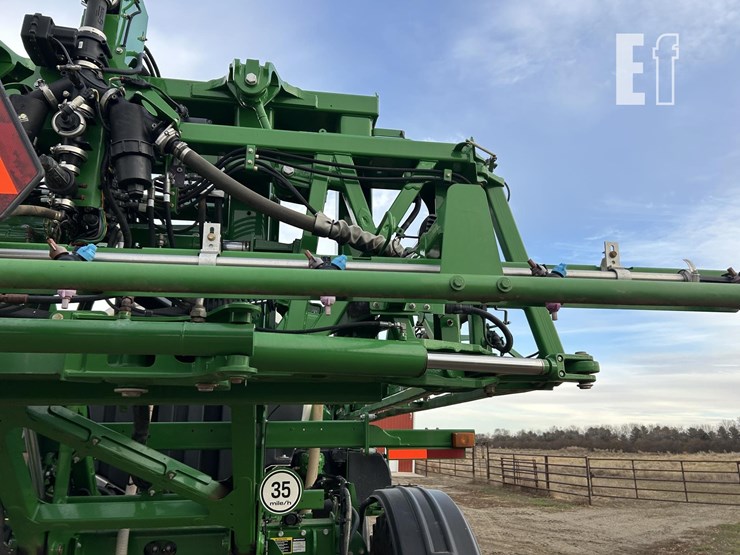 2017-john-deere-r4038-image-40