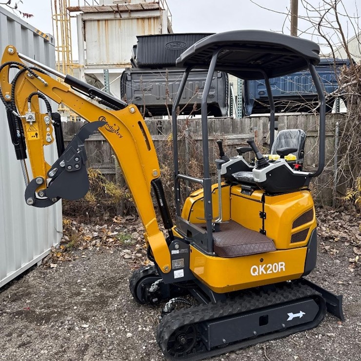 New CFG Industrial Co Mini Excavator Model QK20R