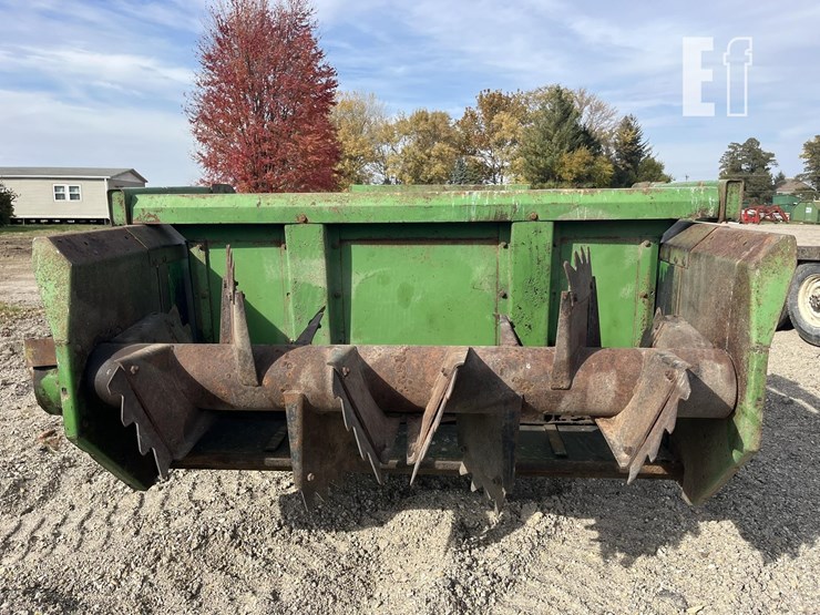 john-deere-450-image-9