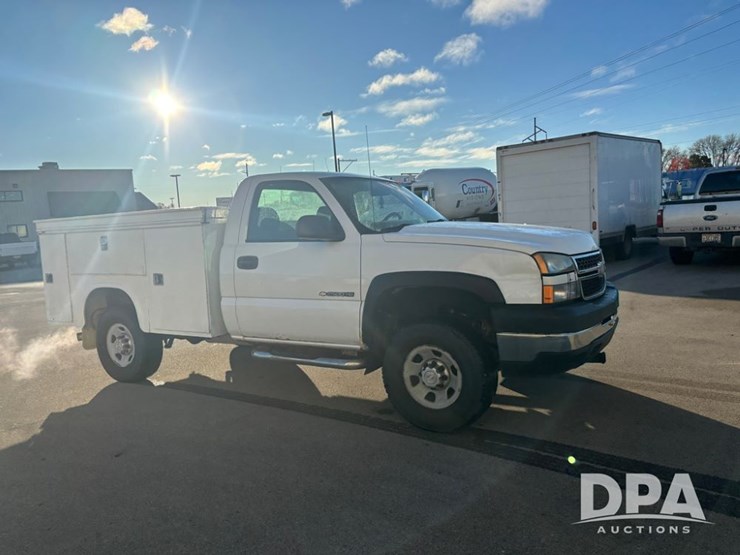 chevrolet-2500hd-image-15