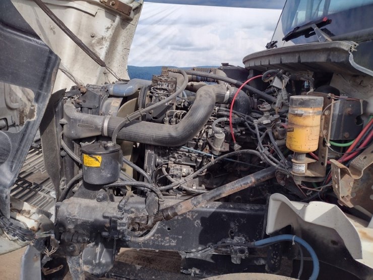 freightliner-fl70-image-18