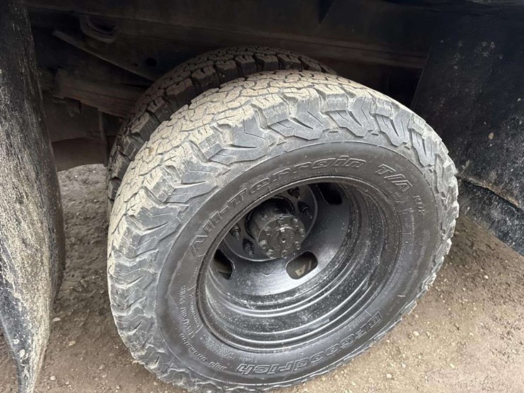 2013-ford-f350-image-17