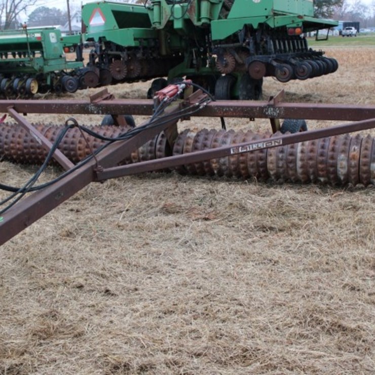 BRILLION 16' CULTIPACKER HOSE GOOD TIRES WORN