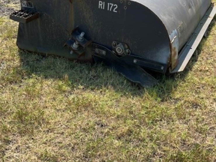 2013-sweepster-skid-steer-pickup-broom-image-5