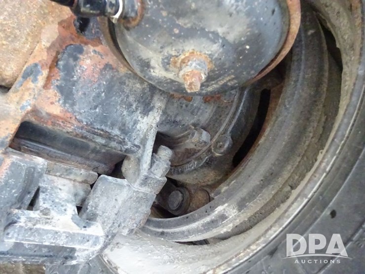 mack-r686st-image-57