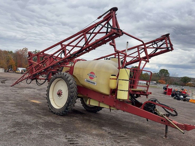 hardi-command-sprayer-image-2