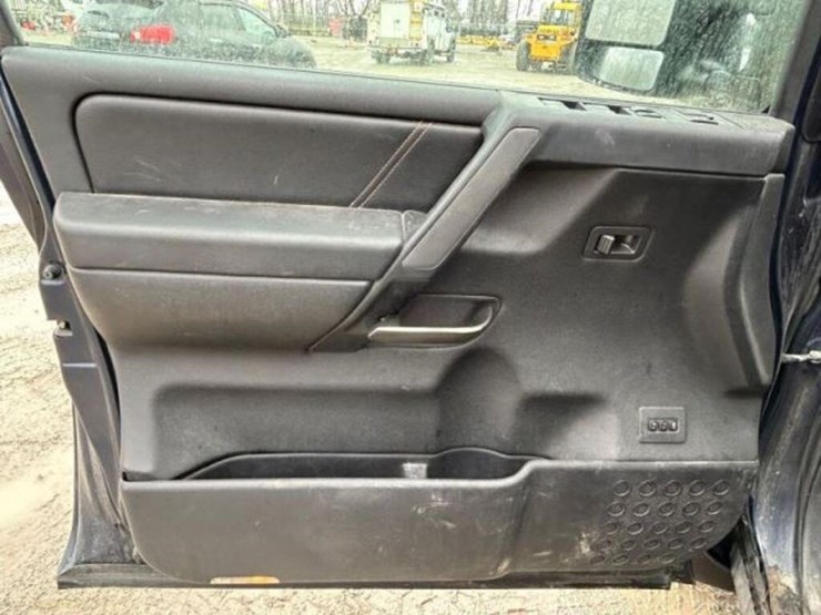 nissan-titan-image-20