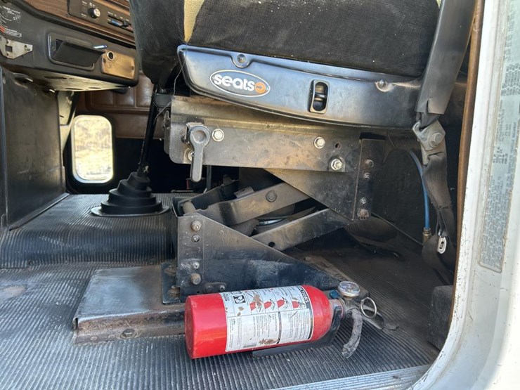 1997-cummins-m11-image-62