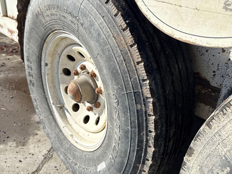 2003-american-fd-221-stock-trailer-image-12