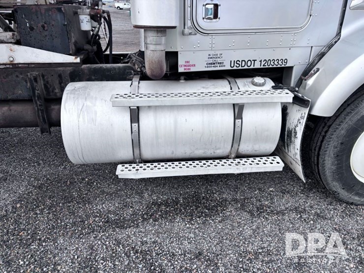 1995-kenworth-t800-image-54