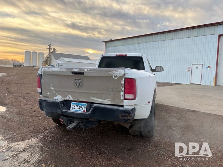 dodge-ram-3500-image-9