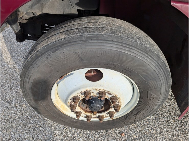 2014-international-durastar-4300-image-12