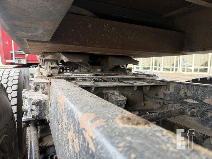 2003-kenworth-t2000-image-30