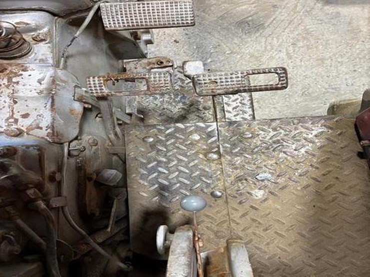 massey-ferguson-super-90-image-26