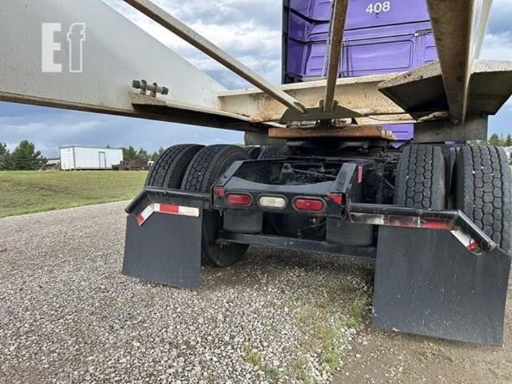 2015-volvo-vnl42t670-image-6