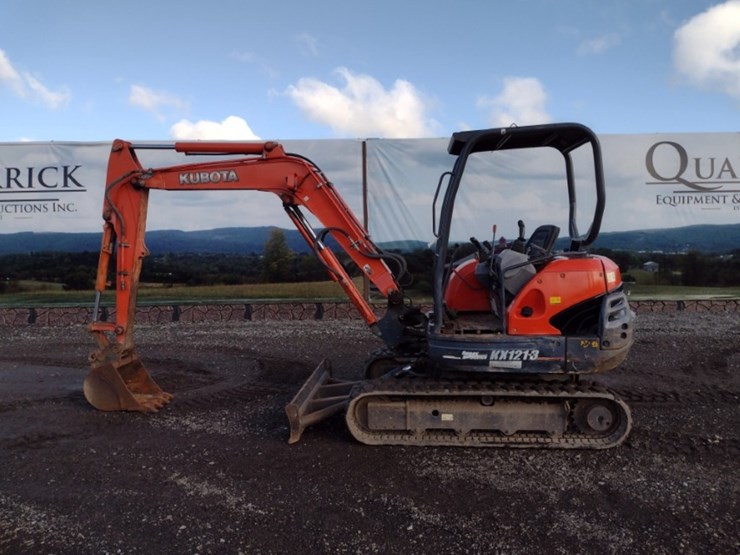 kubota-kx121-3-image-1