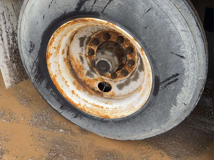 2005-strick-trailer-image-11