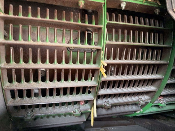 2013-john-deere-s670-image-54