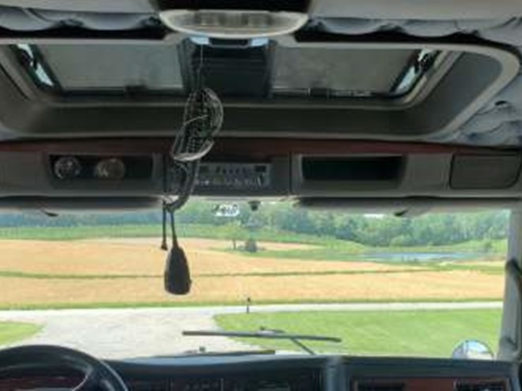 2007-kenworth-t800-image-15