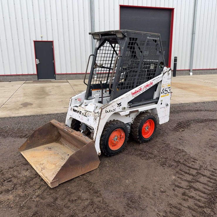BOBCAT 453