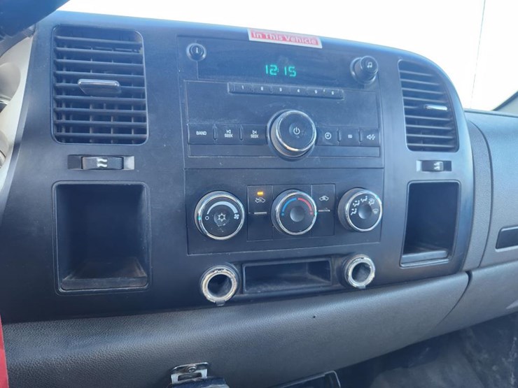 2007-chevrolet-3500-image-43